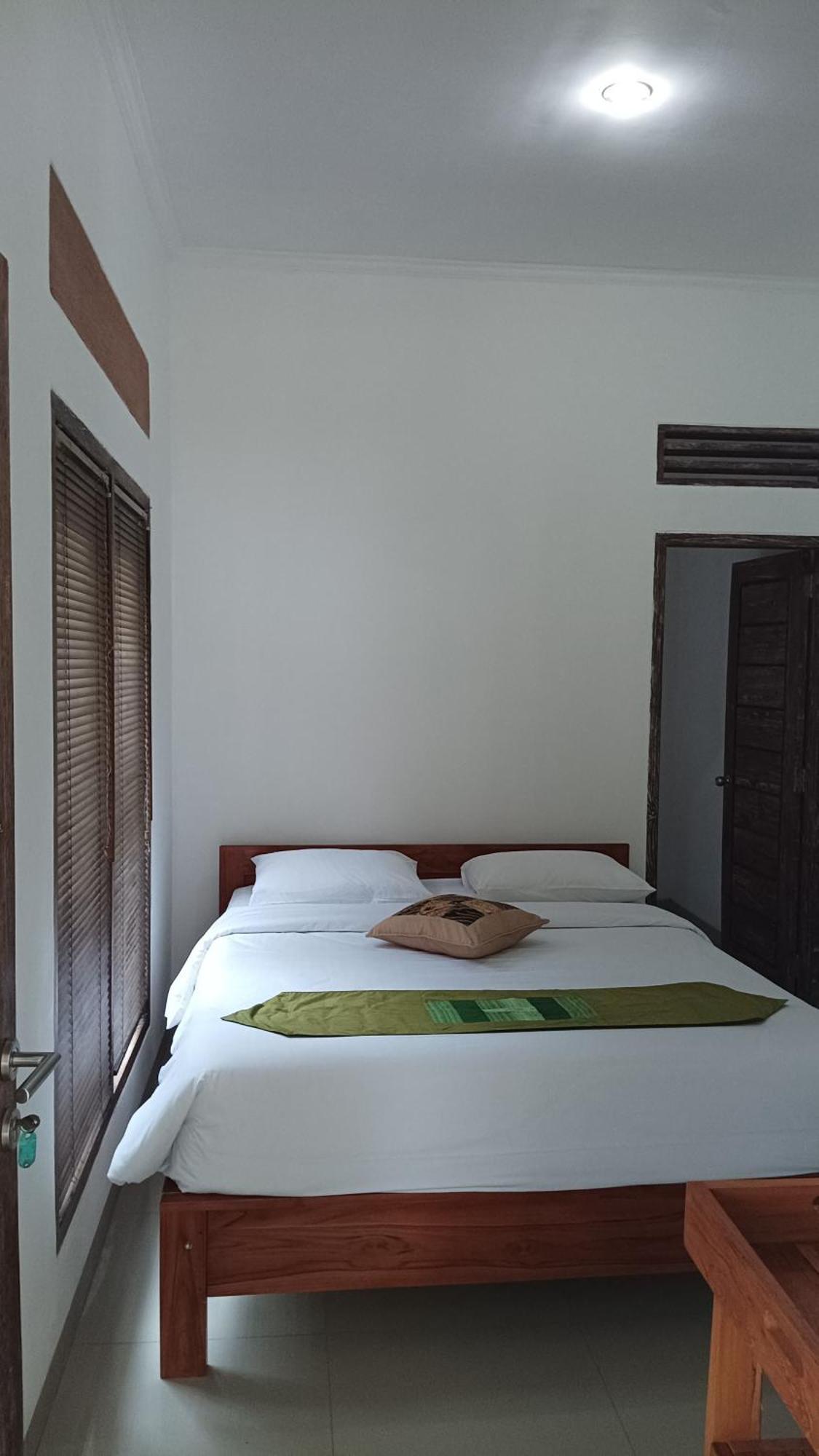 Araminth Guest House And Spa 罗威那 外观 照片